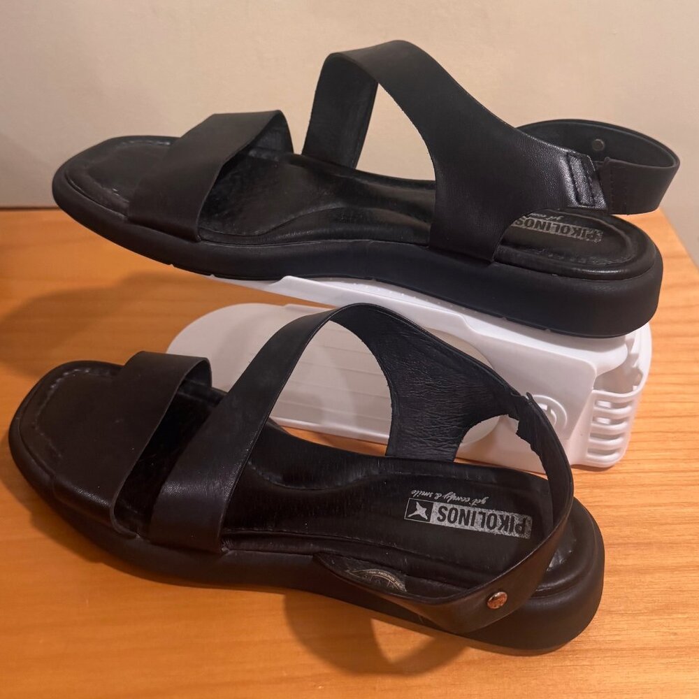 Pikolinos Black Leather Sandals LIKE NEW